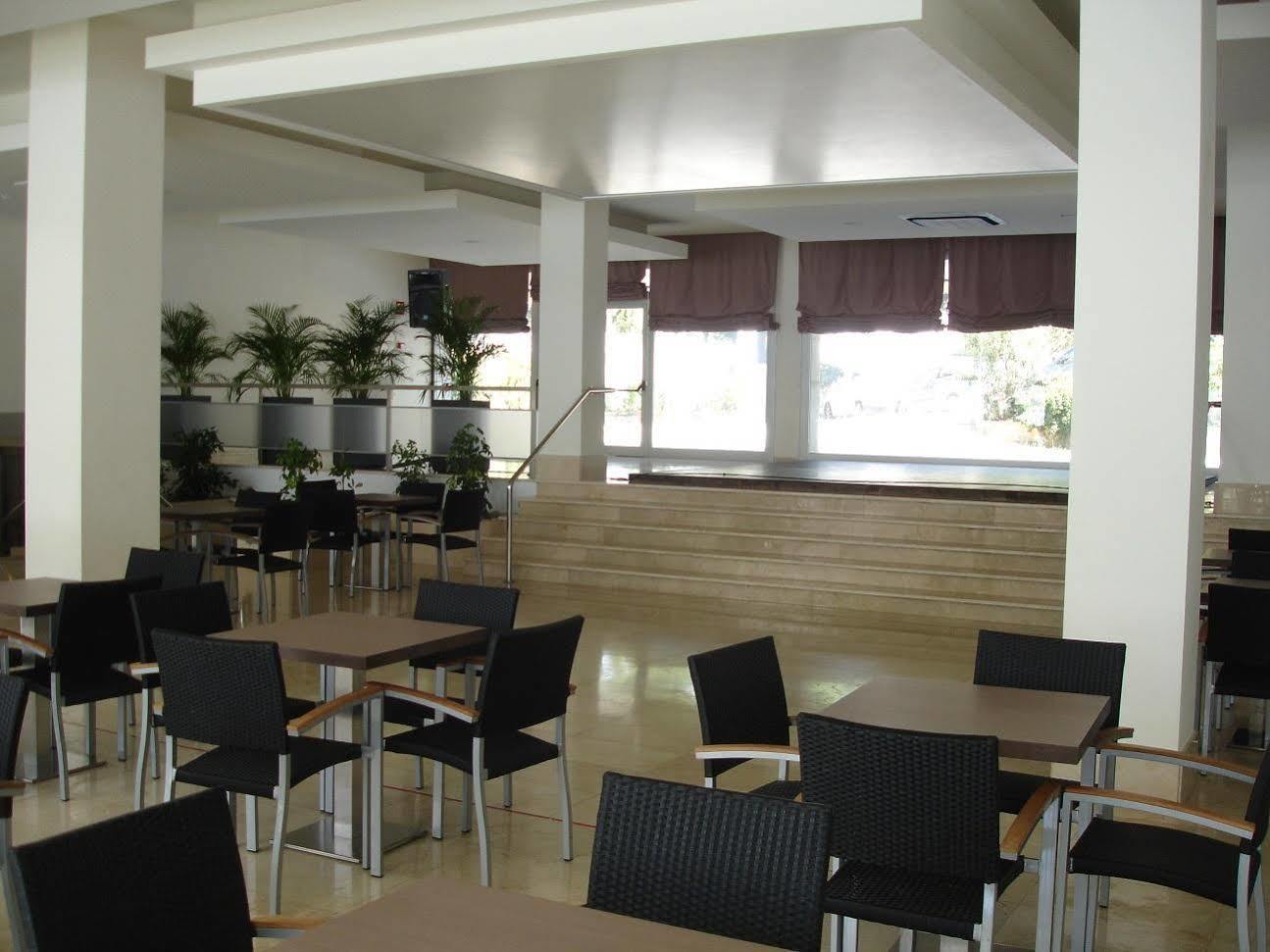 Hotel Gran Garbi & Aquasplash 4*